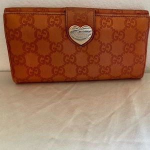 GUCCI Ssima GG Logo Heart Leather Bifold Long Wallet